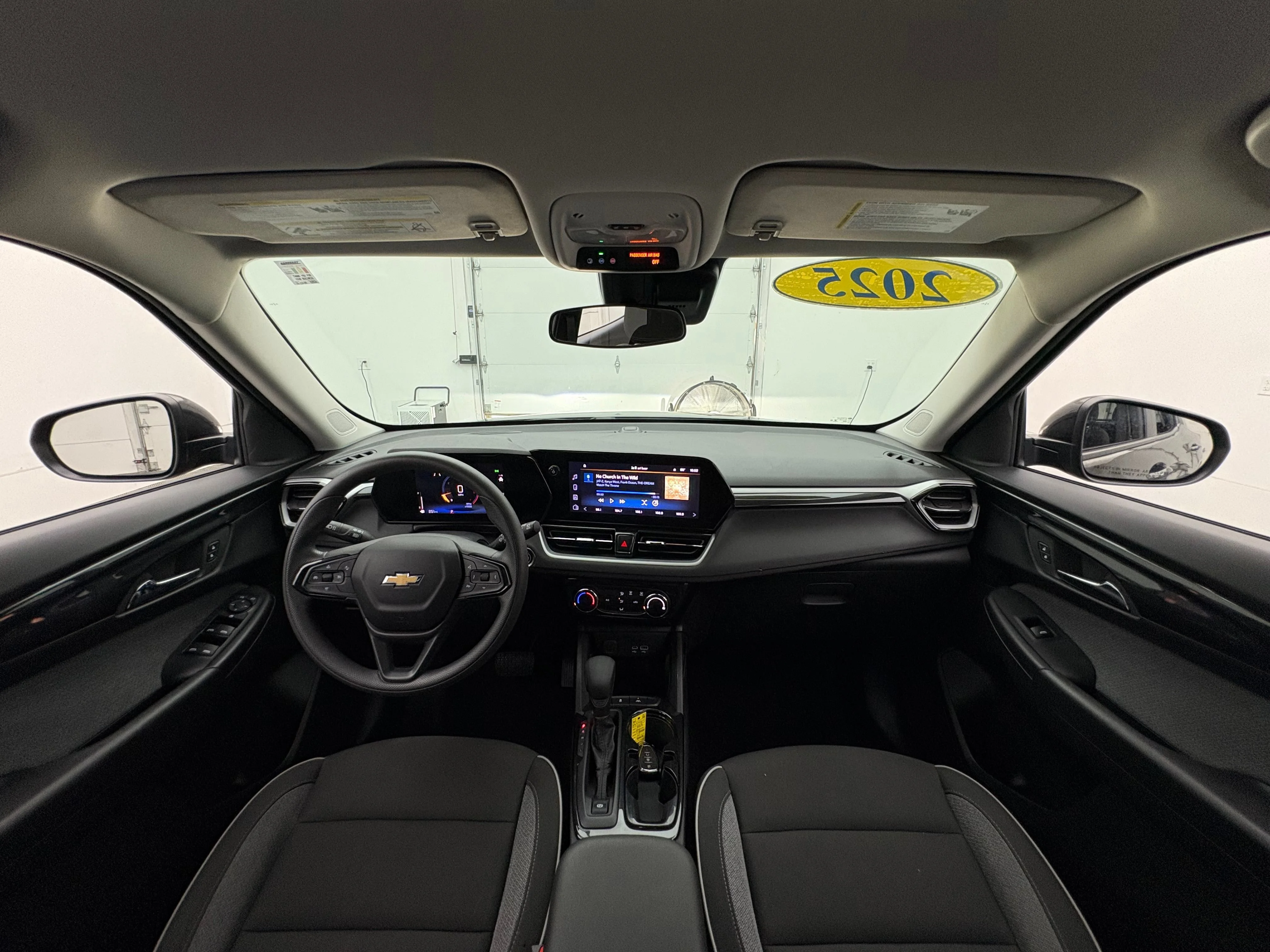 Used 2025 Mosaic Black Metallic Chevrolet LT image 3