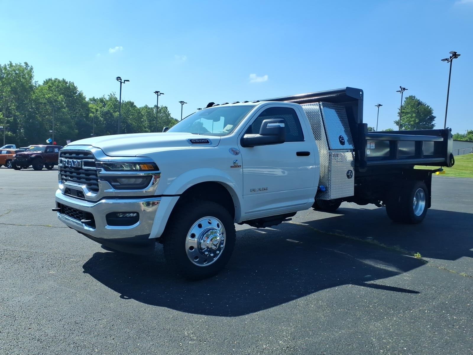 New 2026 Bright White Clear-Coat Exterior Paint RAM Tradesman/Big Horn image 3