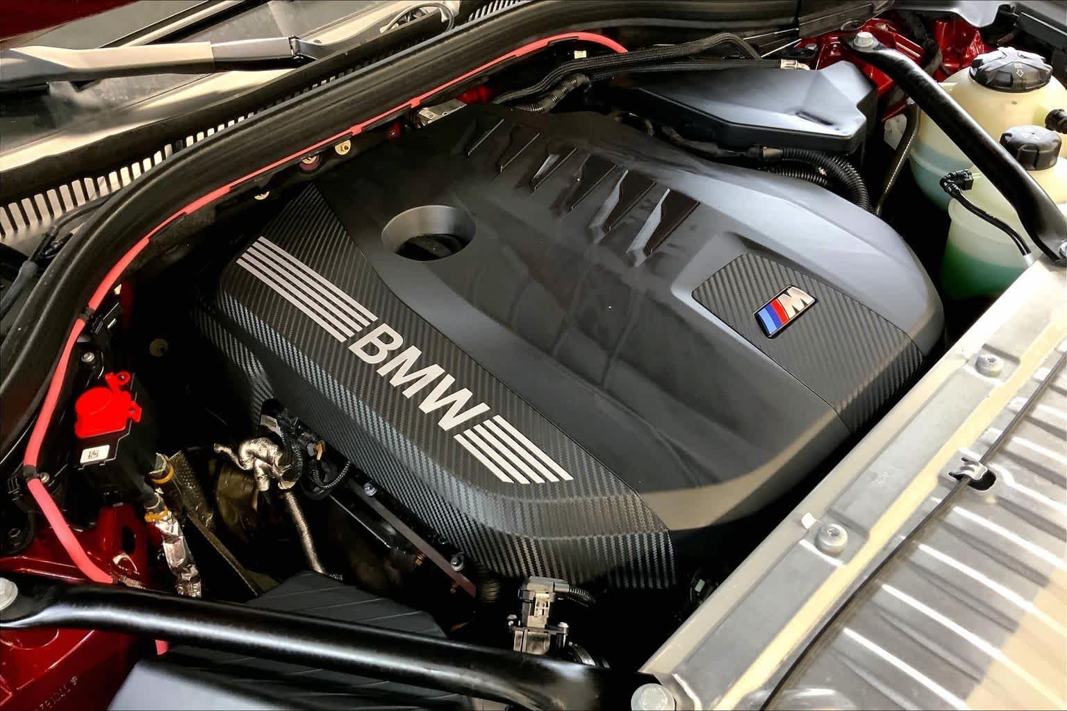 Certified Used 2026 Vegas Red Metallic BMW M50 xDrive image 31