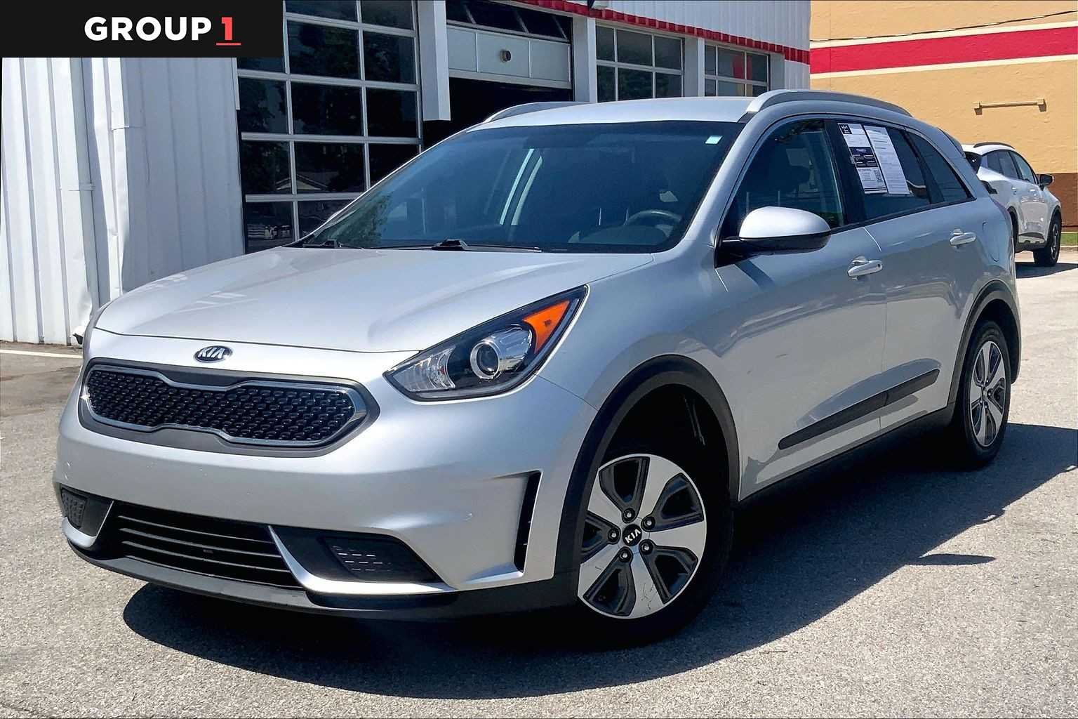 2019 Kia Niro LX's photo