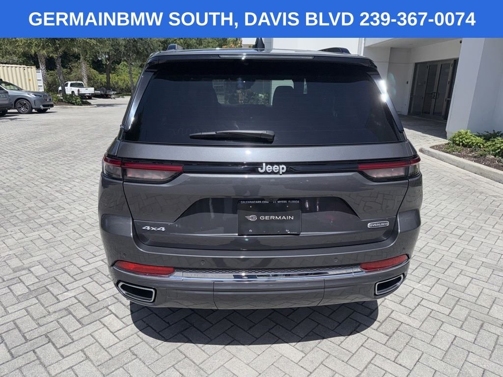 Used 2024 Baltic Gray Metallic Clearcoat Jeep Overland image 4