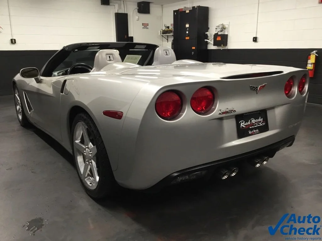 Used 2005 Silver Chevrolet Base image 8