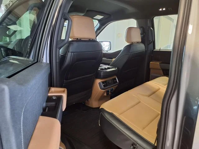 Used 2023 Gray Metallic Ford Lariat image 21