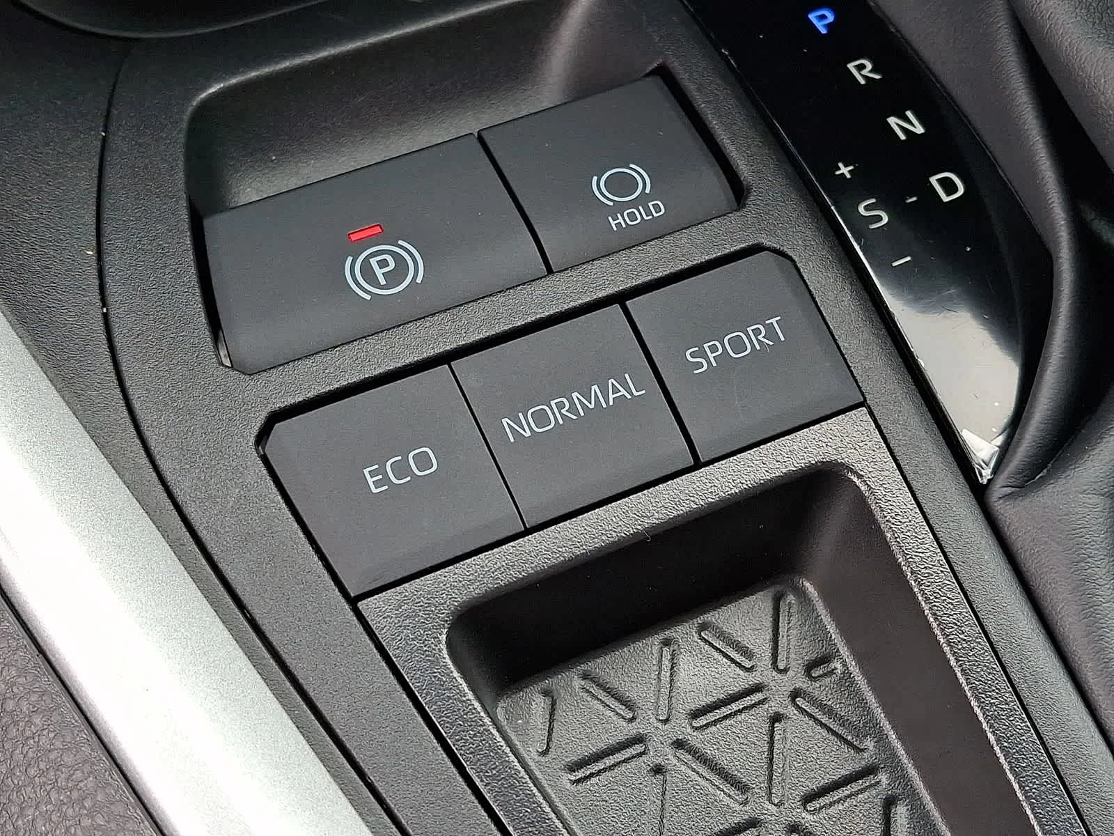 Used 2025 Magnetic Gray Metallic Toyota XLE Premium image 25