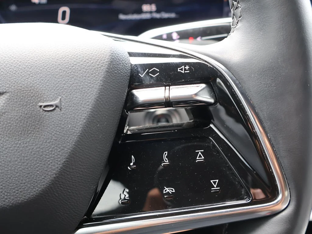 Used 2025 Black Cadillac Luxury image 49