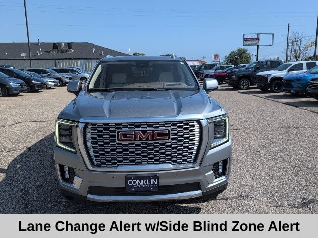 Used 2023 Silver GMC Denali image 18