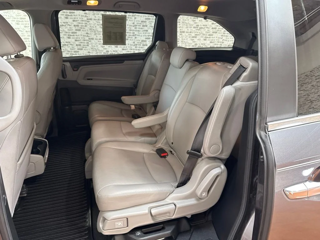 Used 2019 Gray Honda EX-L image 15