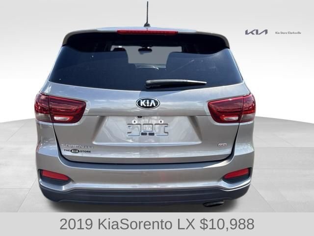 Used 2019 Titanium Silver Kia LX image 7