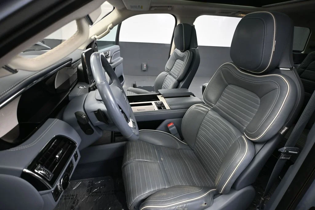 Used 2019 Blue Lincoln Black Label image 17