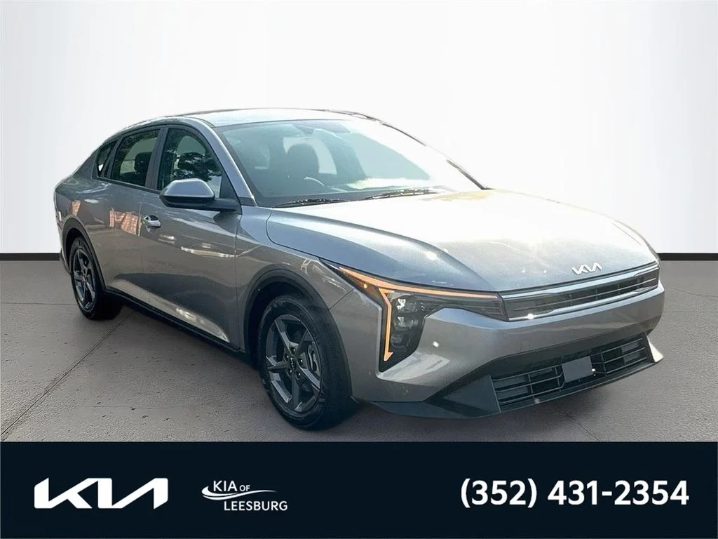 Certified Used 2025 Gray Kia LXS image 1