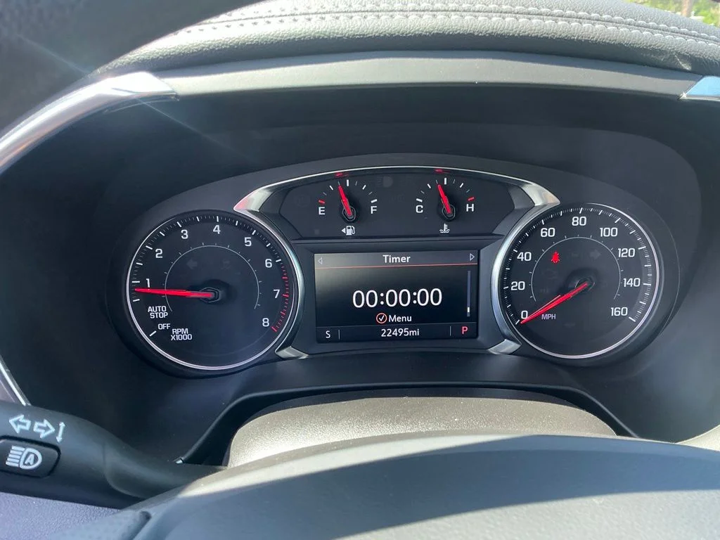Used 2024 White Chevrolet LT image 27