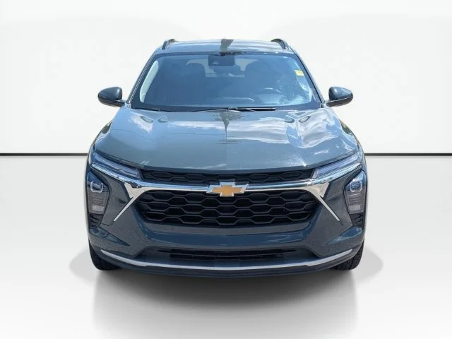 Used 2025 Gray Chevrolet LT image 2