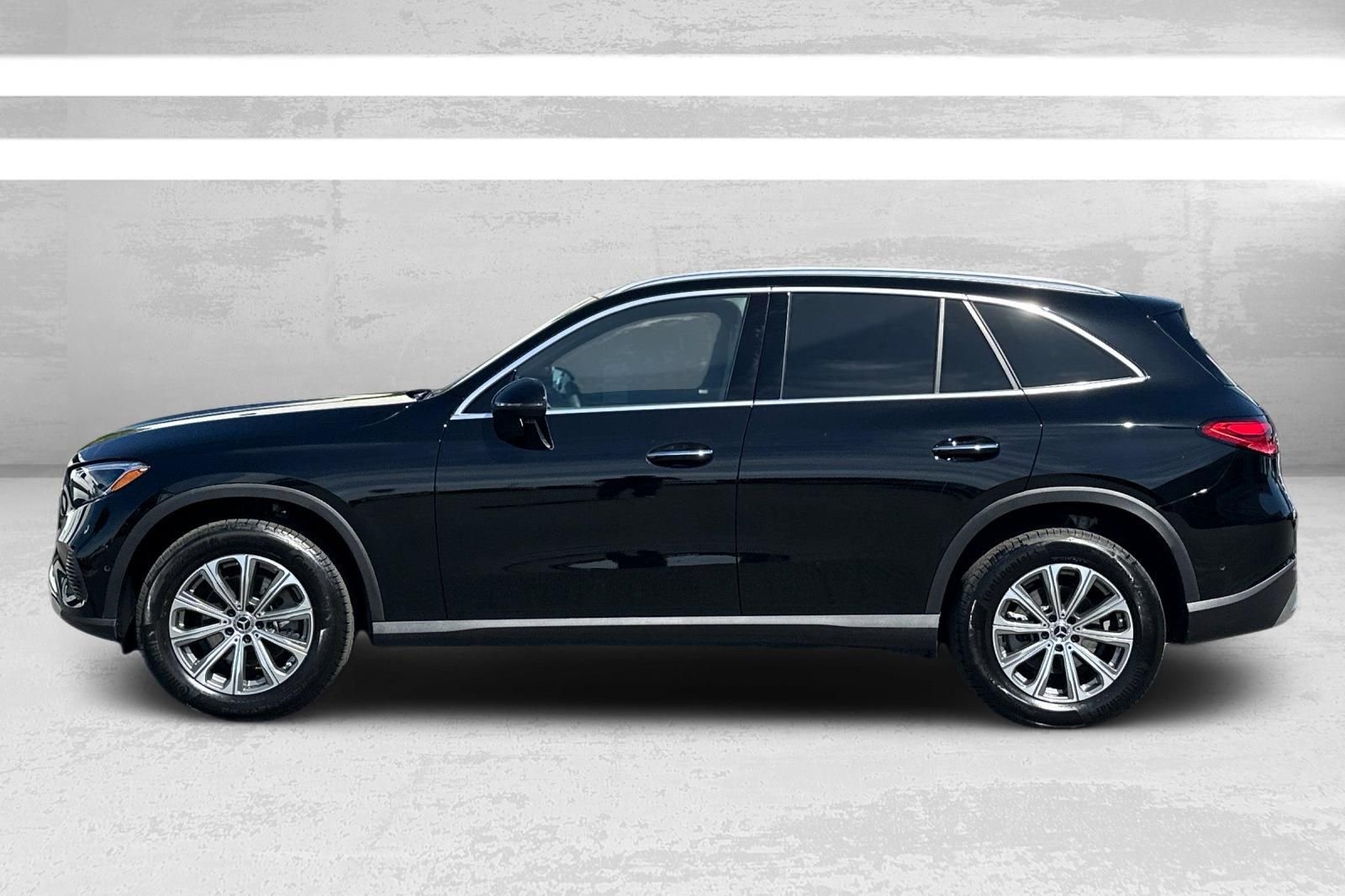 Certified Used 2026 Black Mercedes-Benz GLC 300 image 7