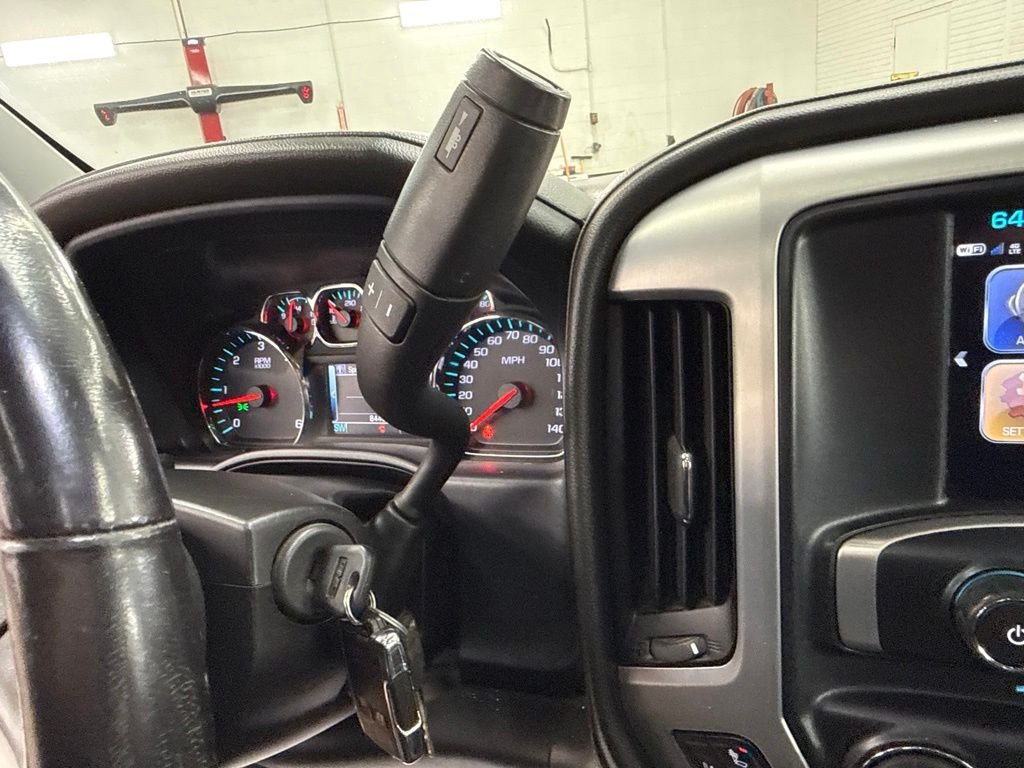 Used 2018 Black GMC SLT image 33