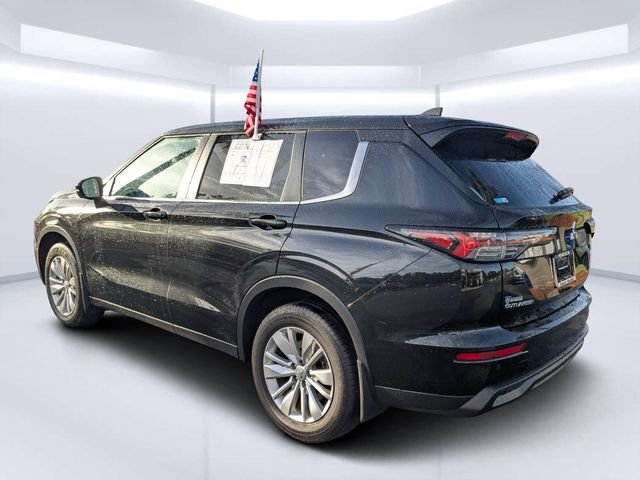 Used 2025 Black Mitsubishi ES image 5