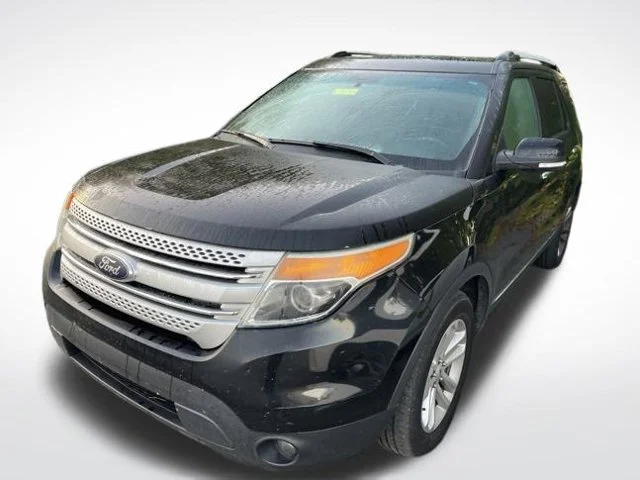 Used 2015 Black Ford XLT image 5