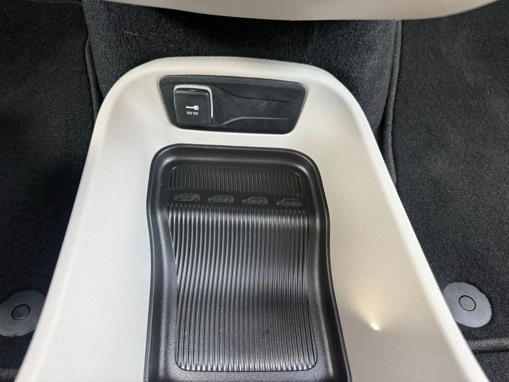 Certified Used 2023 White Chrysler Touring L image 28