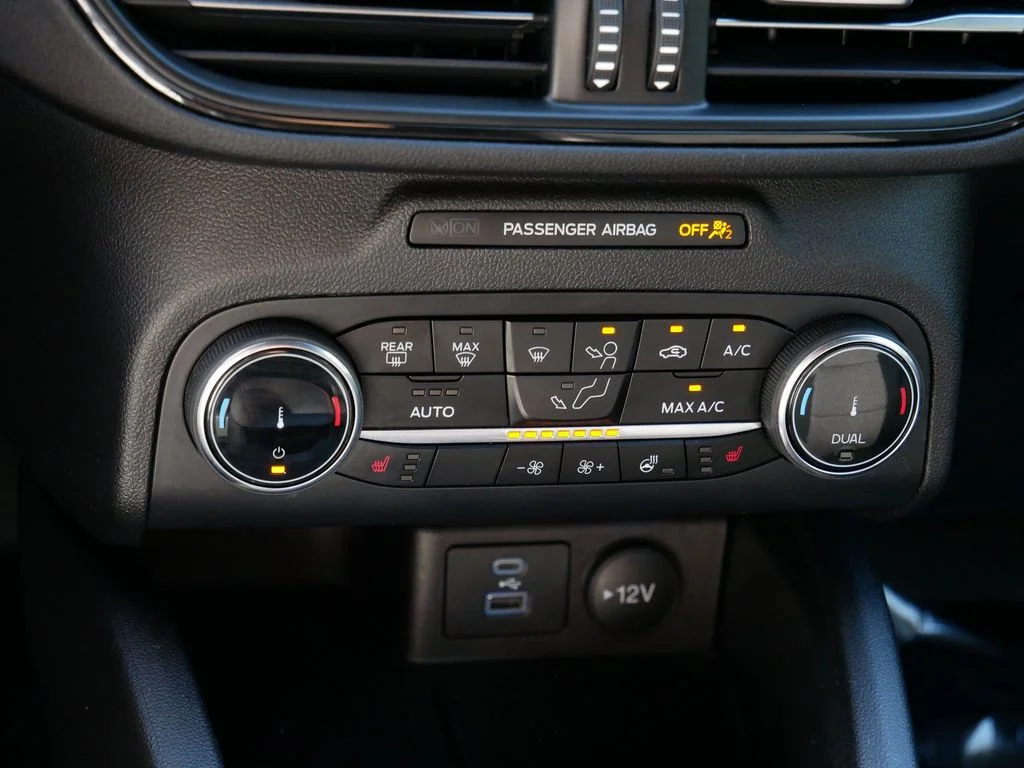 Used 2023 Black Ford ST-Line Select image 22