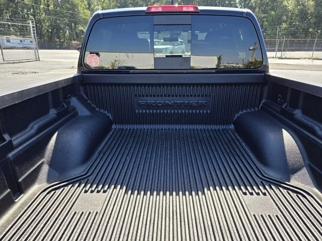 2026 Nissan Frontier SV - Photo 11