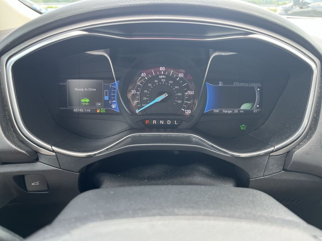 Used 2018 Blue Ford S image 15