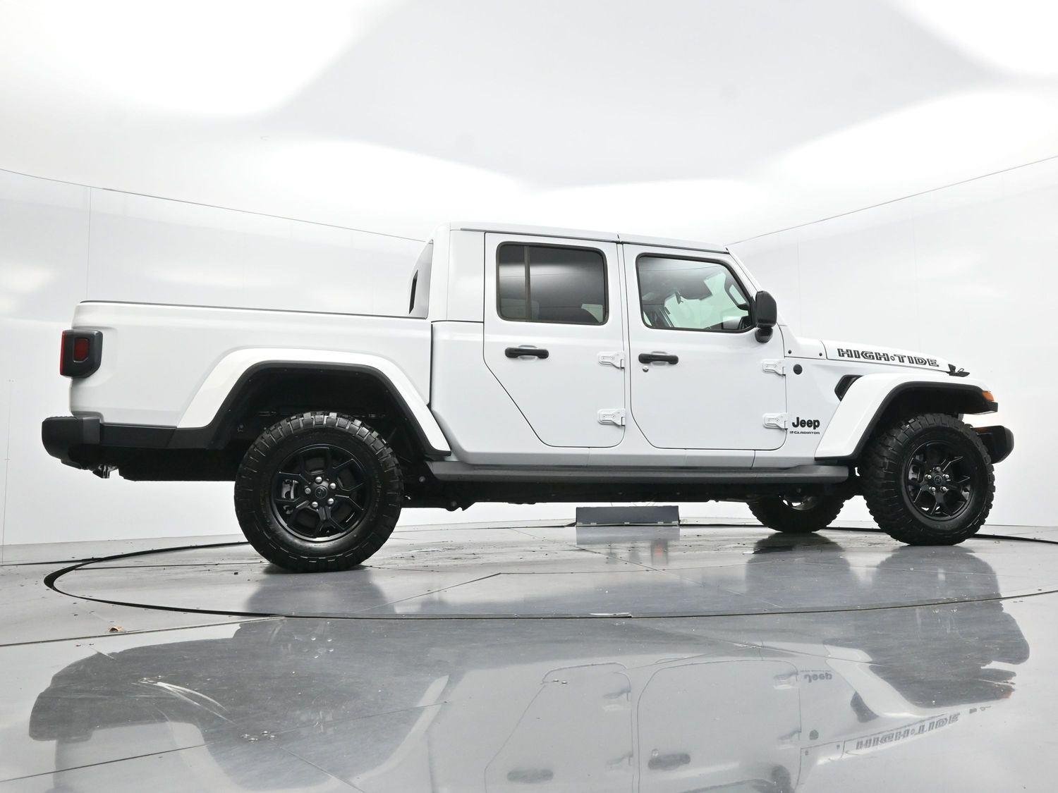 Used 2025 White Jeep High Tide image 45