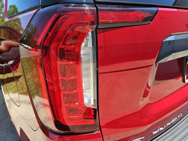 Used 2023 Red GMC Denali Ultimate image 33