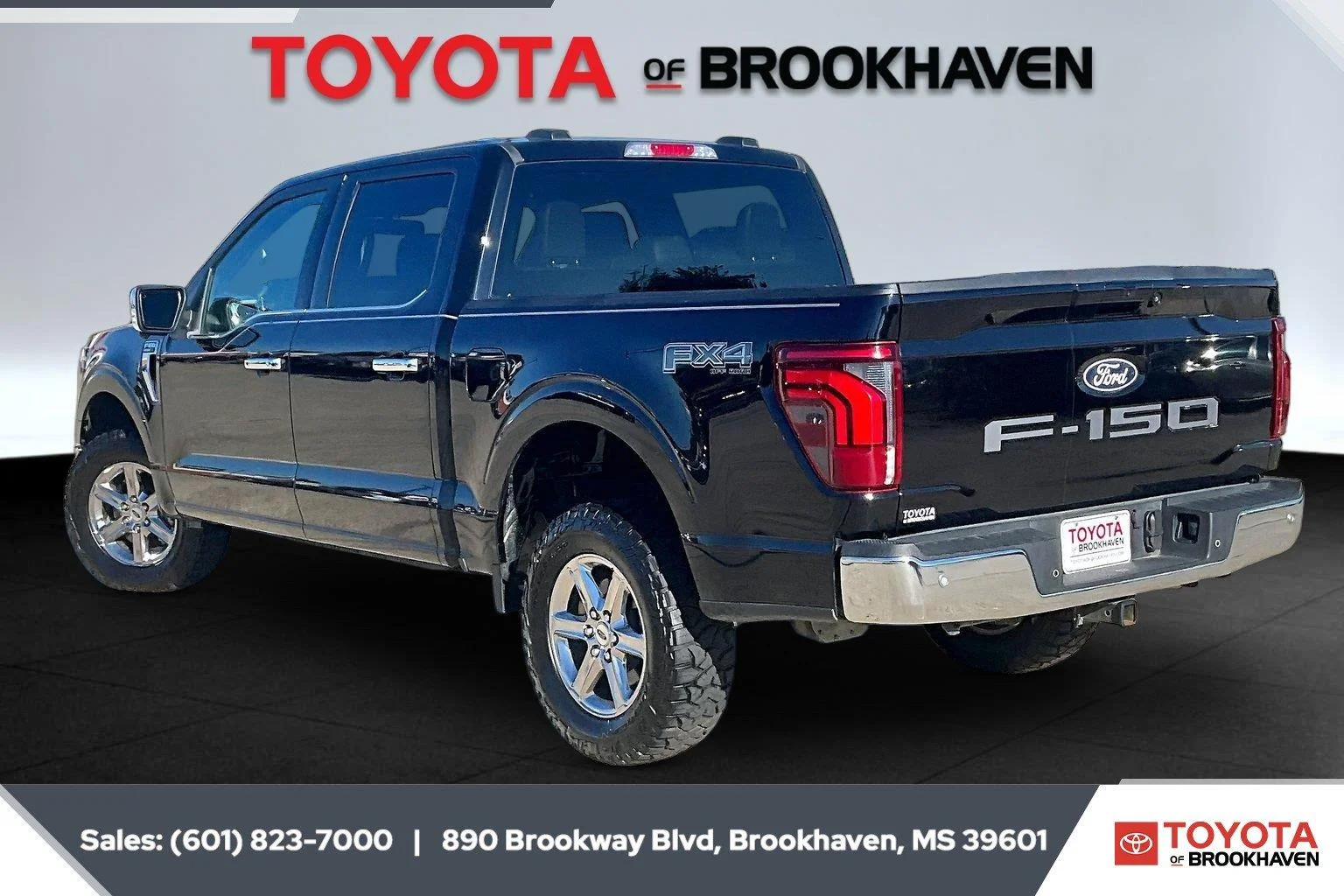 Used 2025 Agate Black Ford LARIAT image 2
