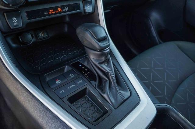 Certified Used 2024 MAGNETIC GRAY MET. Toyota  image 21