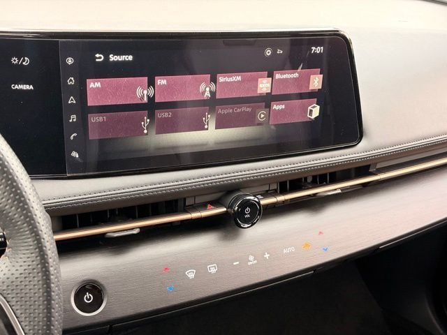 Used 2024 Diamond Pearl Nissan ENGAGE image 16