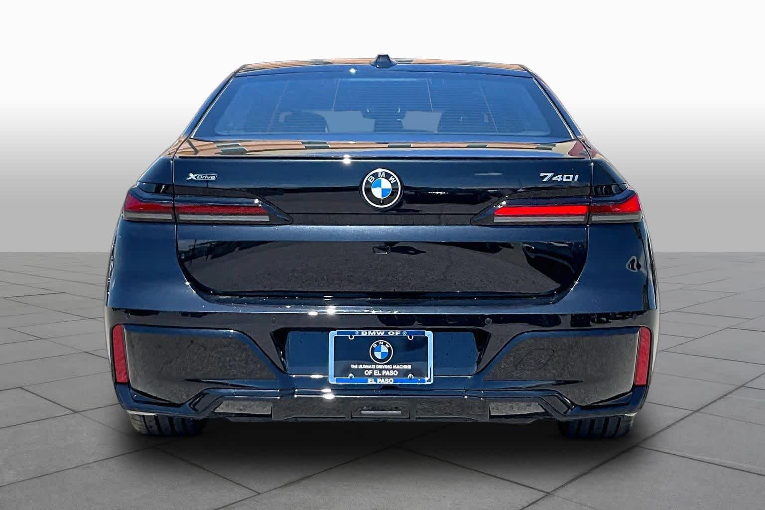 New 2026 Black Sapphire Metallic BMW 740i xDrive image 4