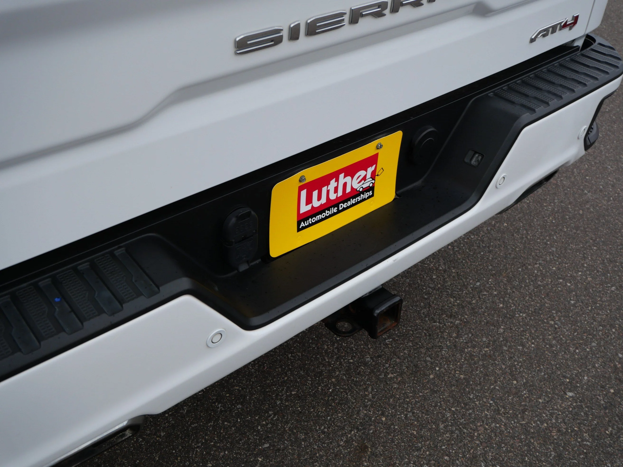 Used 2021 Summit White GMC AT4 image 18