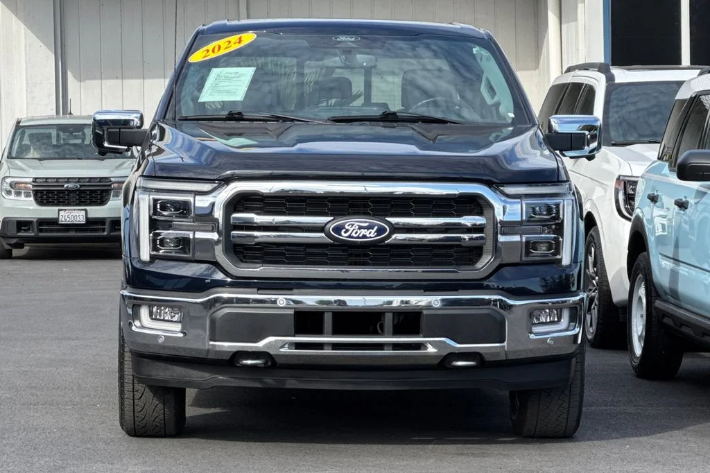 Used 2024 Blue Metallic Ford Lariat image 11