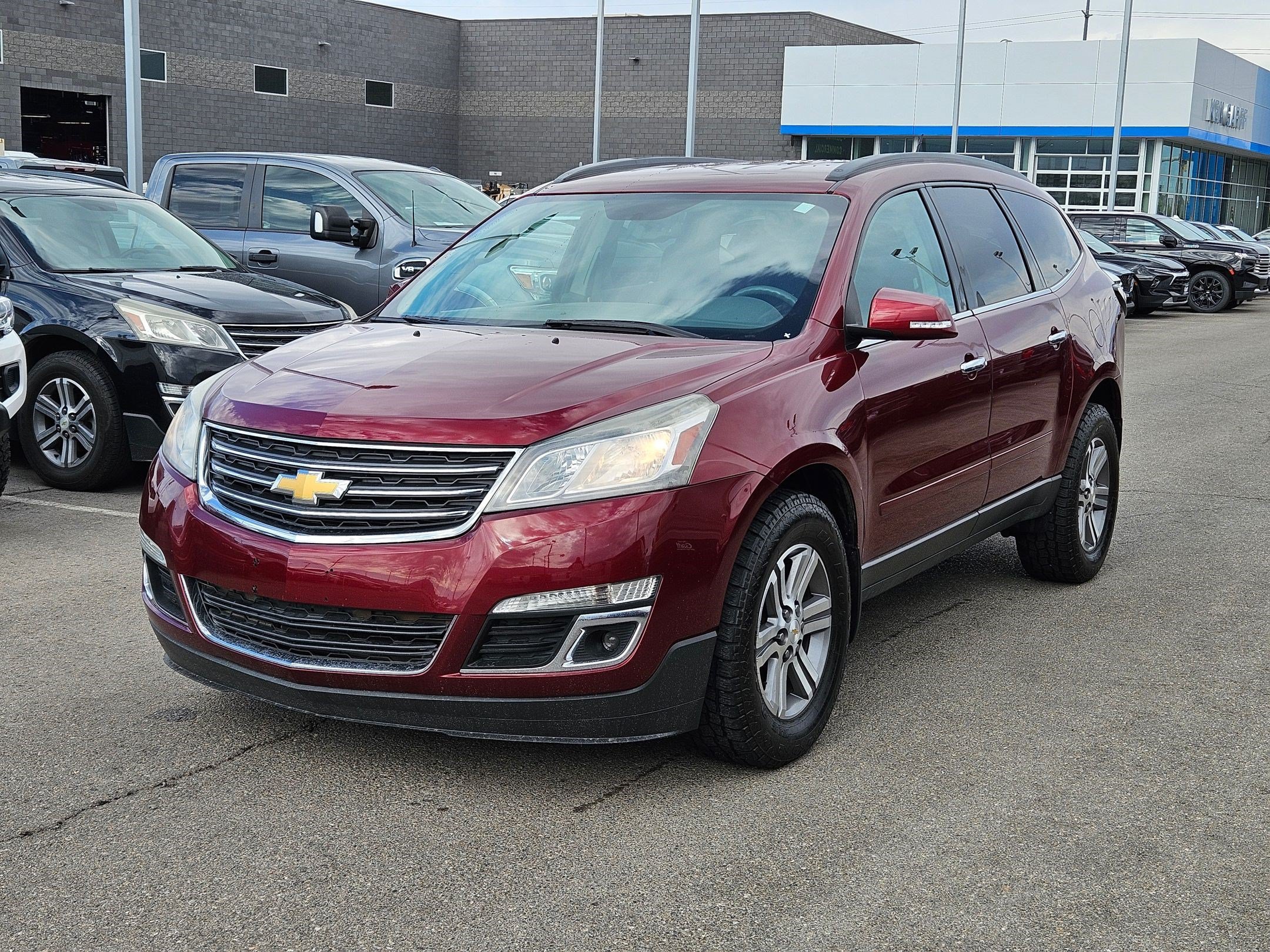 Used 2015 Siren Red Tintcoat Chevrolet LT image 8