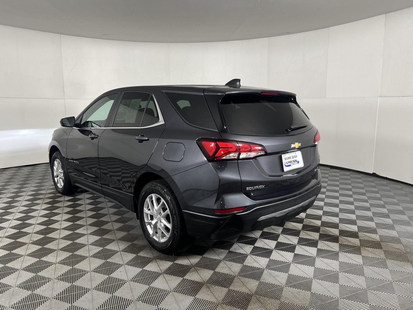 Used 2023 Iron Gray Metallic Chevrolet LT image 8