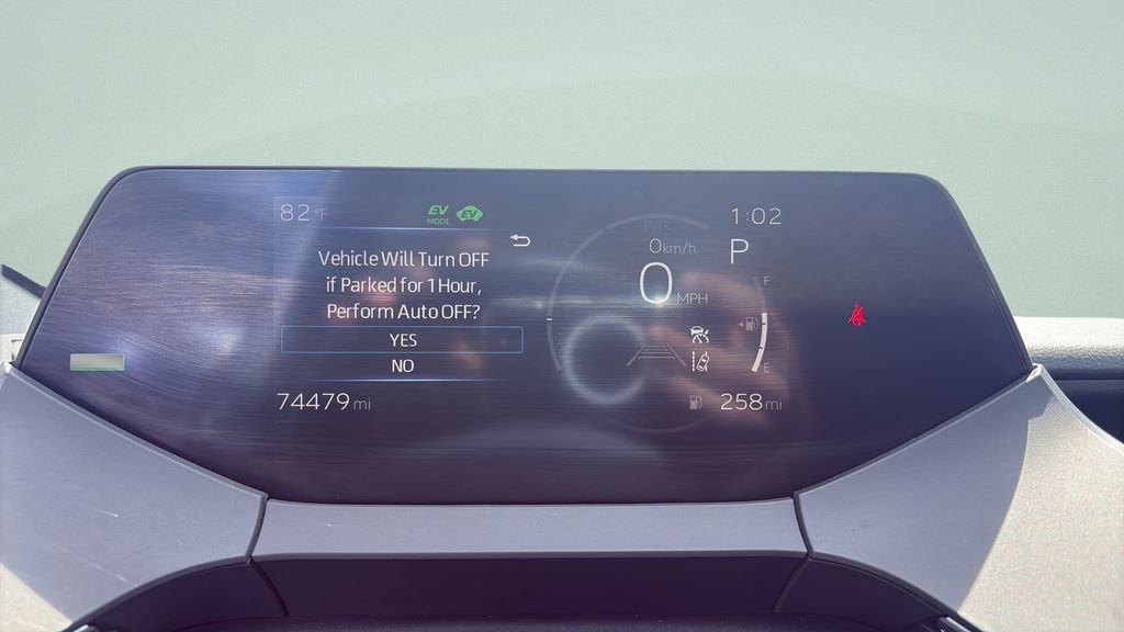 Used 2024  Toyota XLE image 24