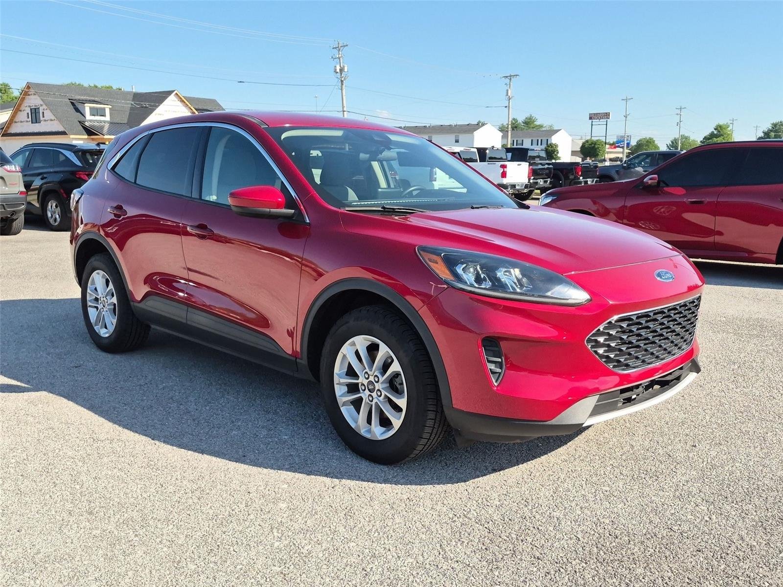 Used 2020 Rapid Red Metallic Tinted Clearcoat Ford SE image 7