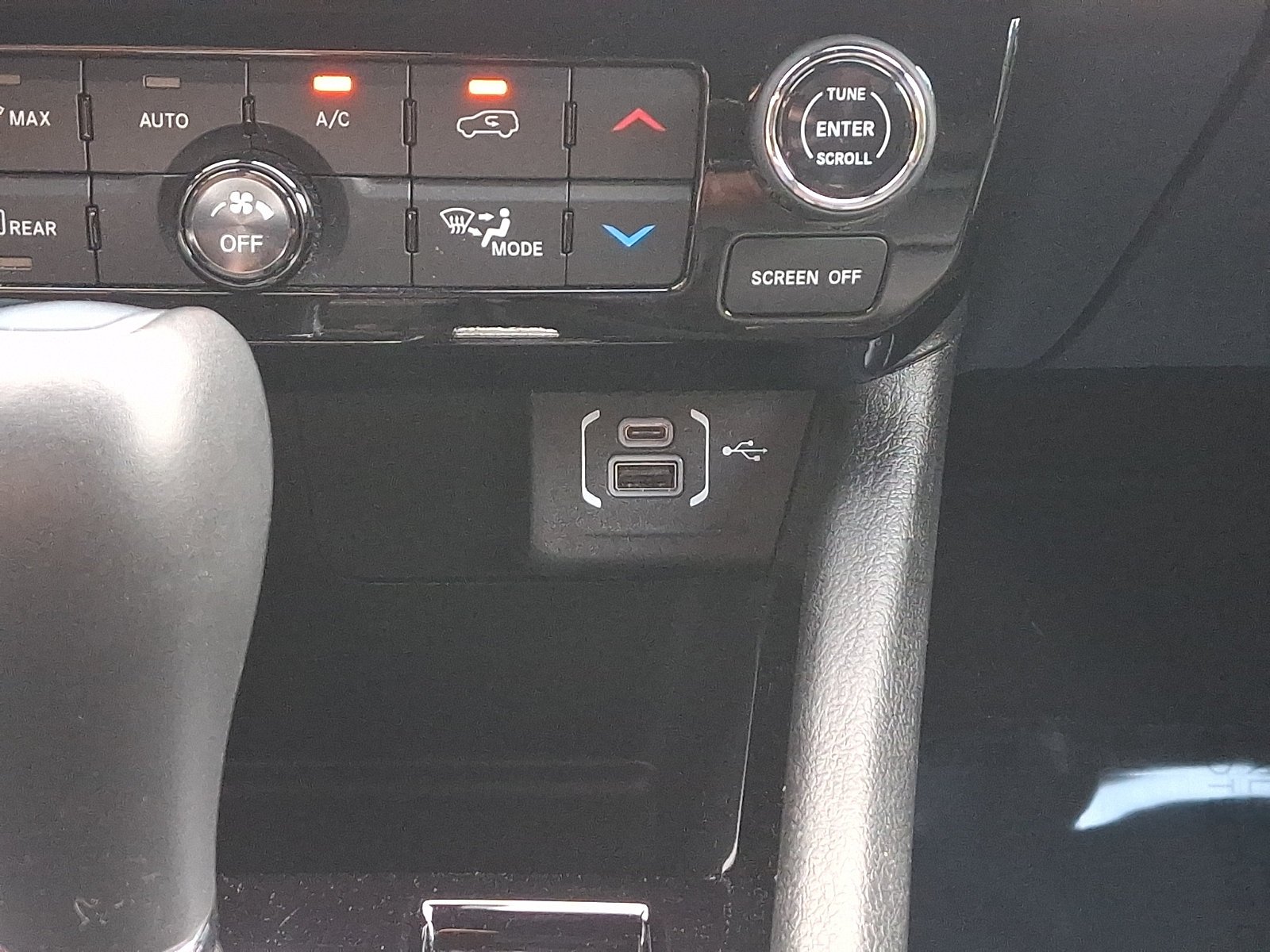 Used 2025 Bright White Clearcoat Jeep Limited image 25