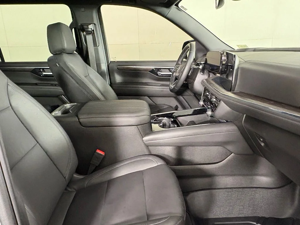 Used 2026 Gray Chevrolet Z71 image 14