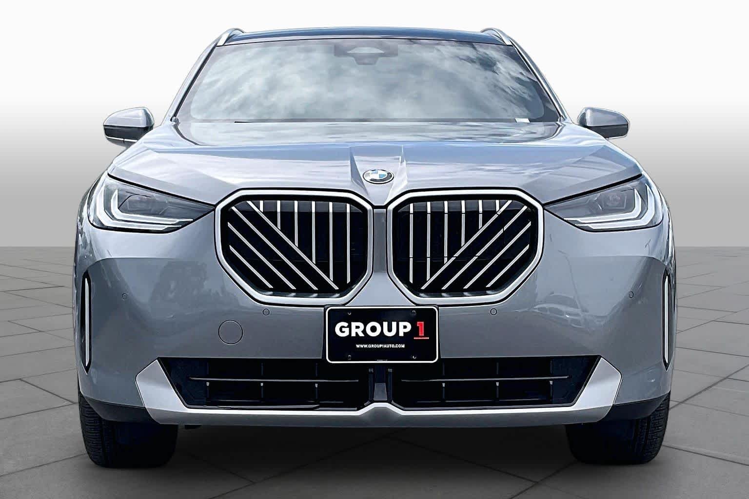 Used 2025 Skyscraper Gray Metallic BMW 30 xDrive image 3