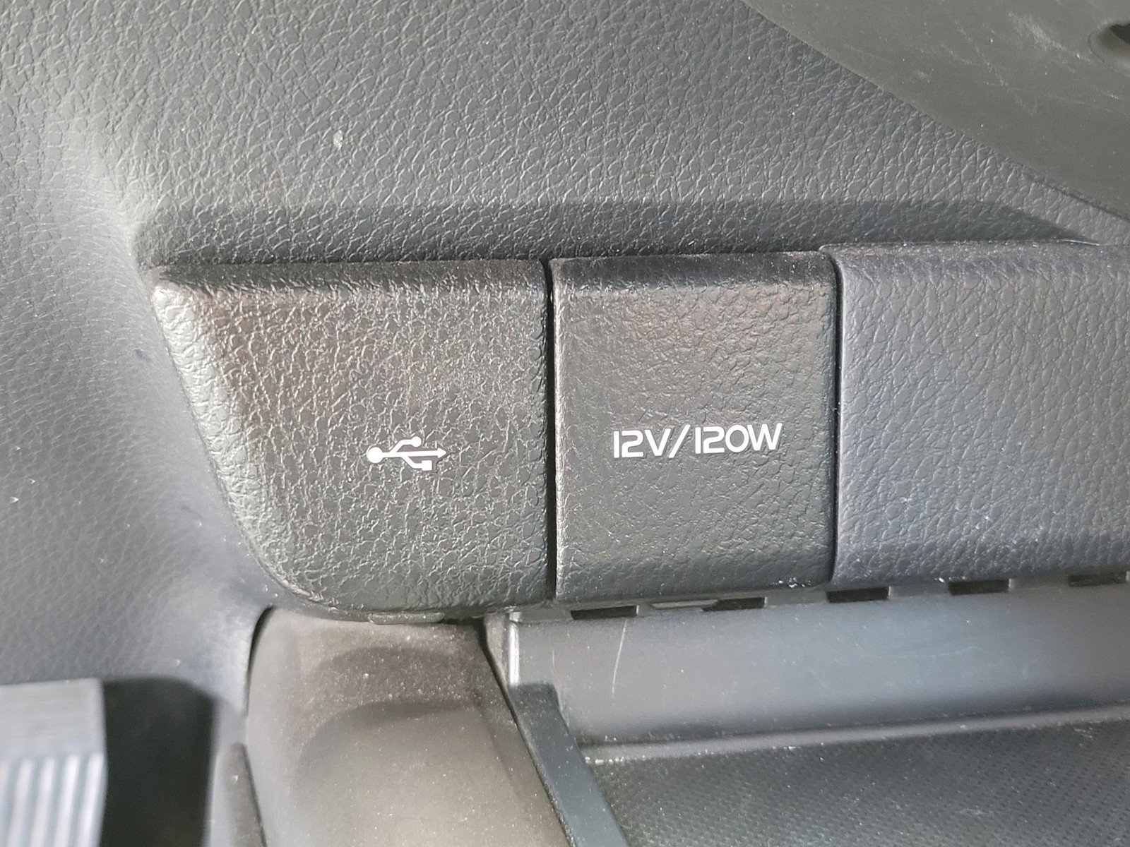 Used 2023 WHITE/BLK Toyota  image 19