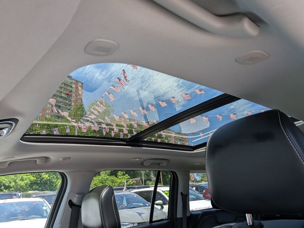 Used 2023 Brown Jeep 4xe image 25