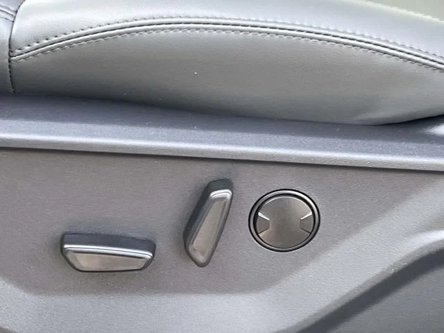 New 2027 Agate Black Metallic Ford Active image 18