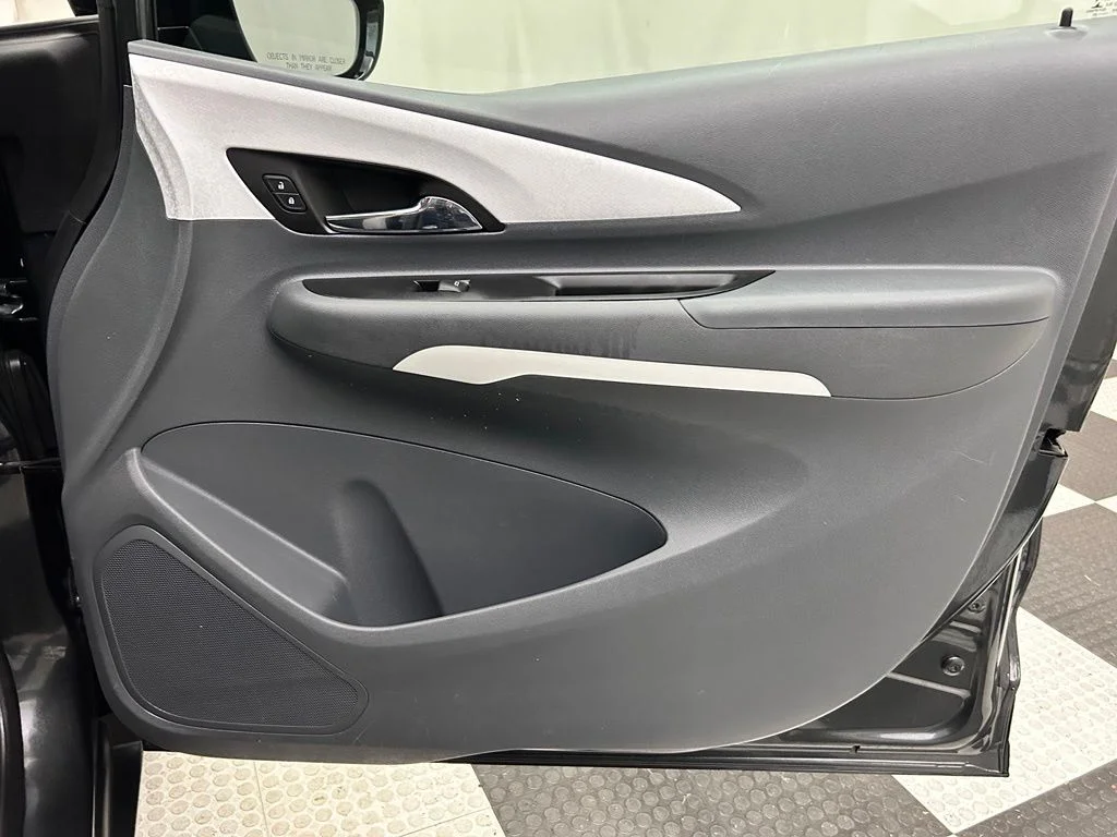 Used 2020 Gray Chevrolet LT image 16