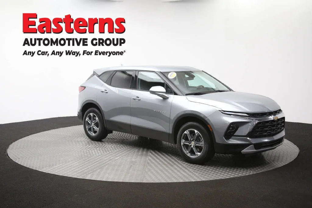 Used 2025 Gray Chevrolet LT image 52