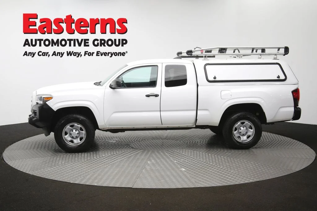 Used 2019 White Toyota SR image 57