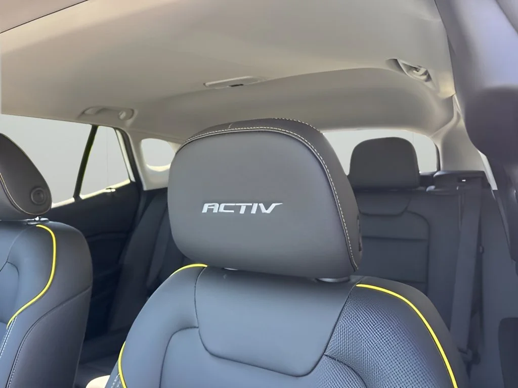 New 2026 Summit White Chevrolet ACTIV image 13