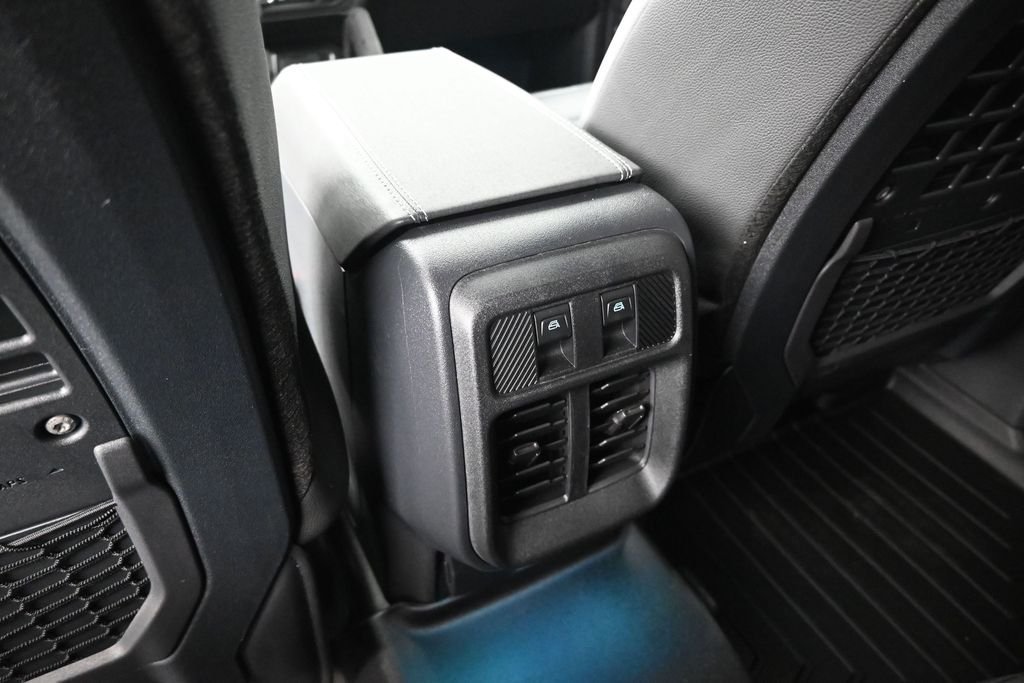 New 2026 Shadow Black Ford Badlands image 18