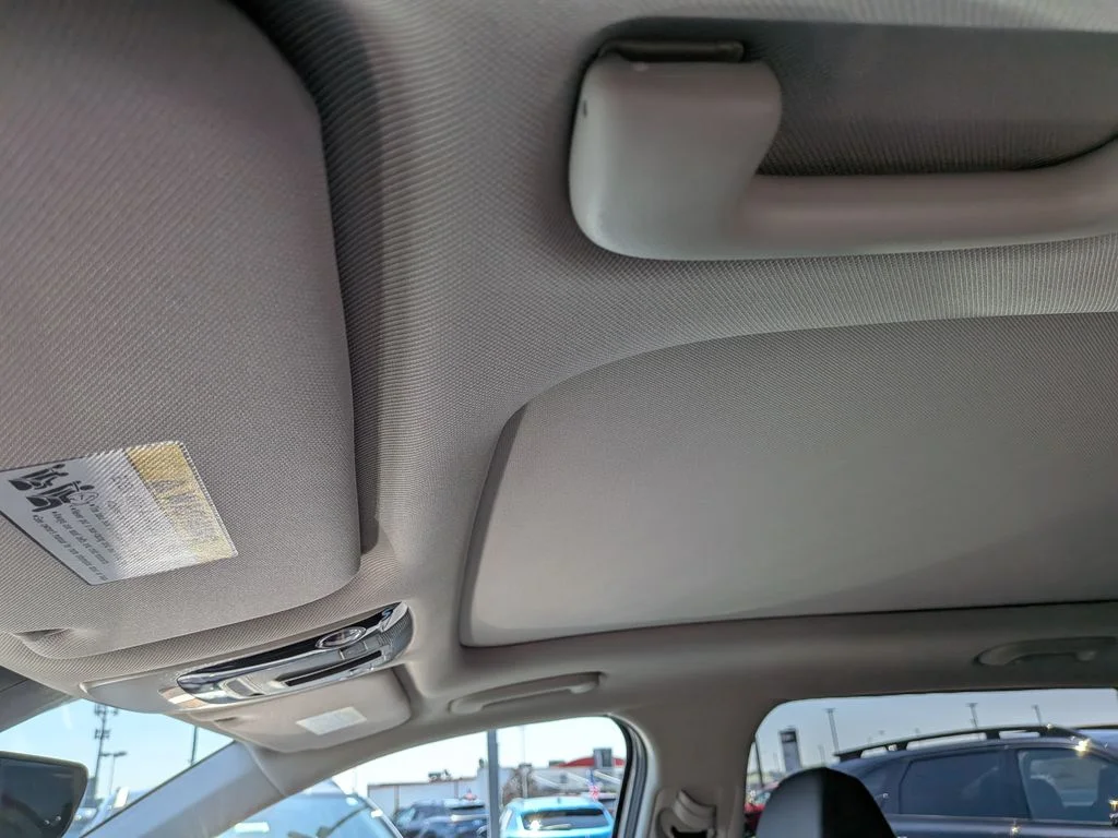 New 2026 White Pearl Kia S image 42