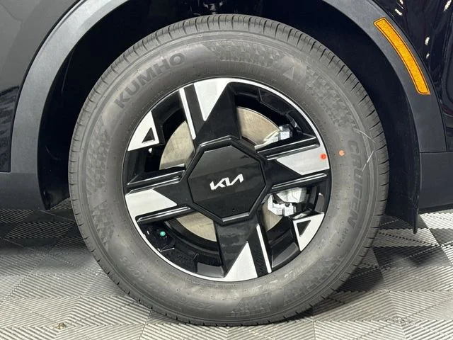 New 2026 Ebony Black Kia LX image 10
