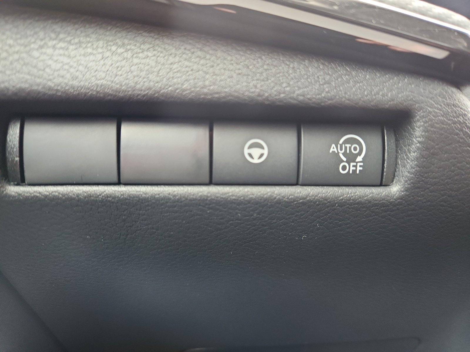 2026 Nissan KICKS SR - Photo 24